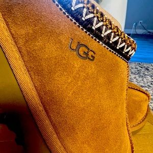 Tasman Ugg size 7
